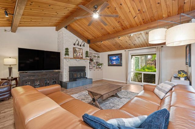 325 Diamond Oaks Rd, Roseville, CA 95678