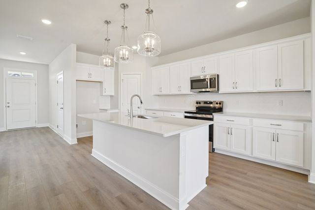 1080 Large Poppy Drive, La Vergne, TN 37086