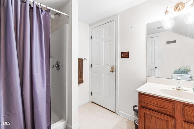 5425 N Hawthorne Way, Raleigh, NC 27613