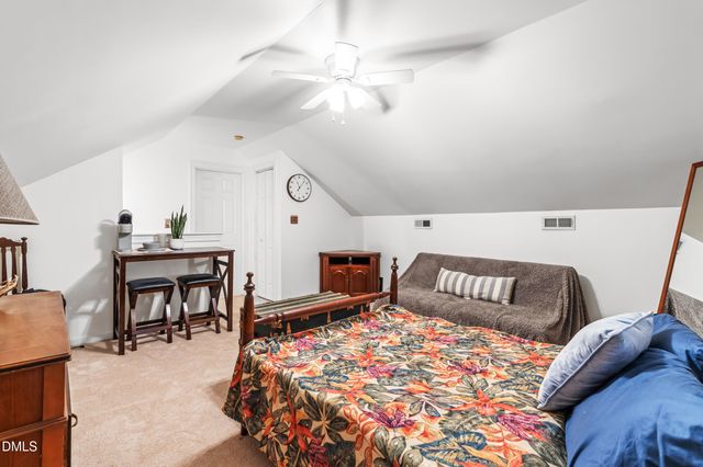 5425 N Hawthorne Way, Raleigh, NC 27613