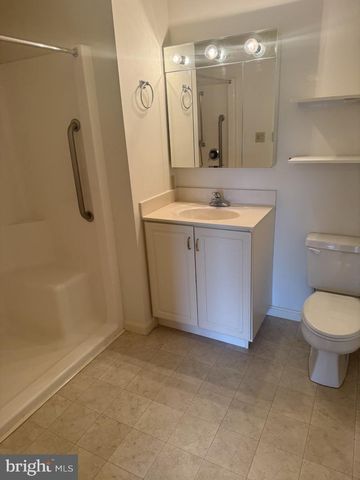 1103 S SCHUMAKER DR #C-300, Salisbury, MD 21804