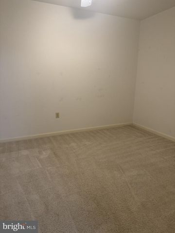 1103 S SCHUMAKER DR #C-300, Salisbury, MD 21804