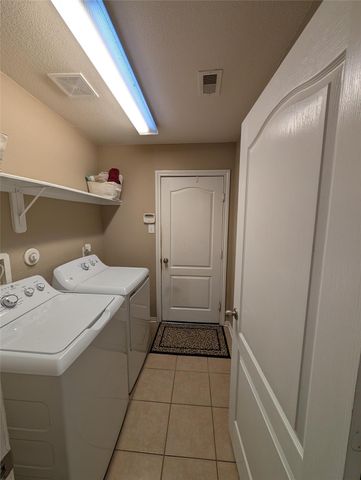 6410 Alicia Way Drive, Katy, TX 77493