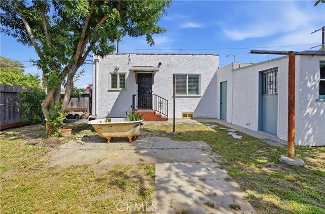447 Hawaiian, Wilmington (los Angeles), CA 90744