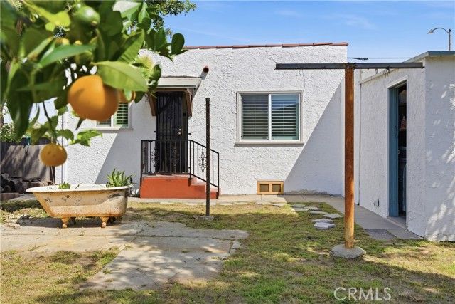447 Hawaiian, Wilmington (los Angeles), CA 90744