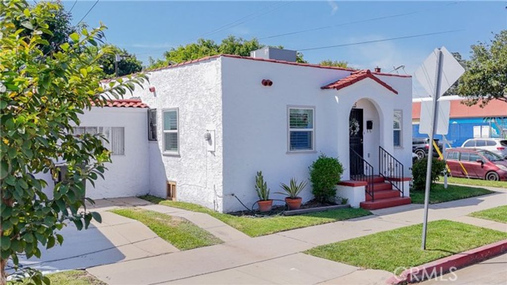 447 Hawaiian, Wilmington (los Angeles), CA 90744