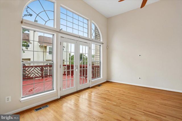 28 SUNCROFT CT, Silver Spring, MD 20904
