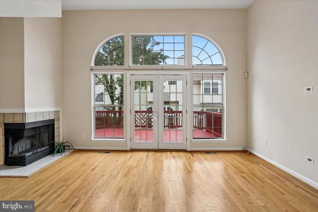 28 SUNCROFT CT, Silver Spring, MD 20904