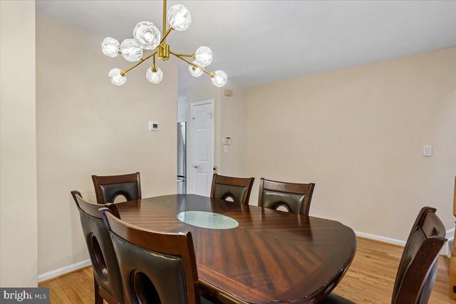 28 SUNCROFT CT, Silver Spring, MD 20904