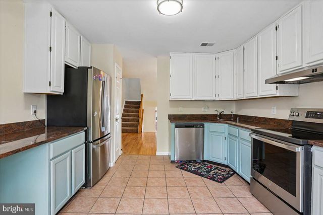28 SUNCROFT CT, Silver Spring, MD 20904