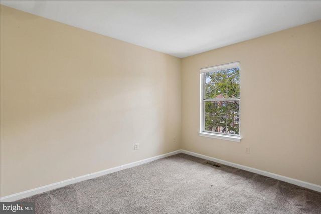 28 SUNCROFT CT, Silver Spring, MD 20904