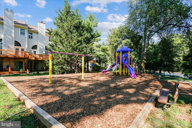 28 SUNCROFT CT, Silver Spring, MD 20904