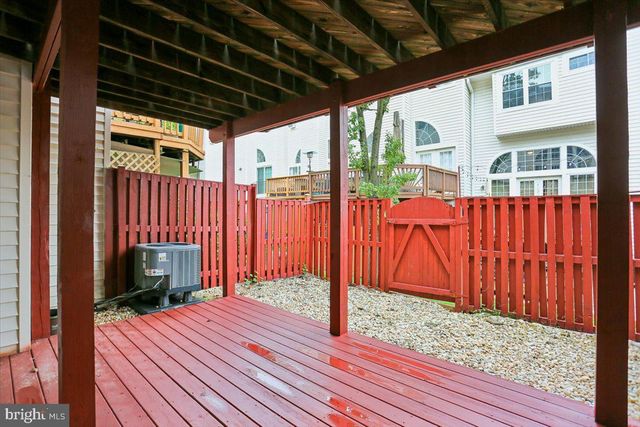 28 SUNCROFT CT, Silver Spring, MD 20904