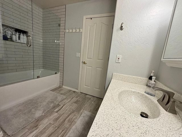 3136 E Brookwood Court, Phoenix, AZ 85048