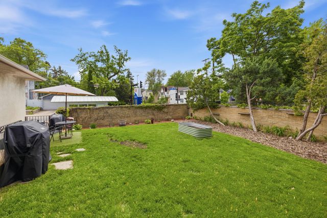 2508 W 39th Street, Minneapolis, MN 55410
