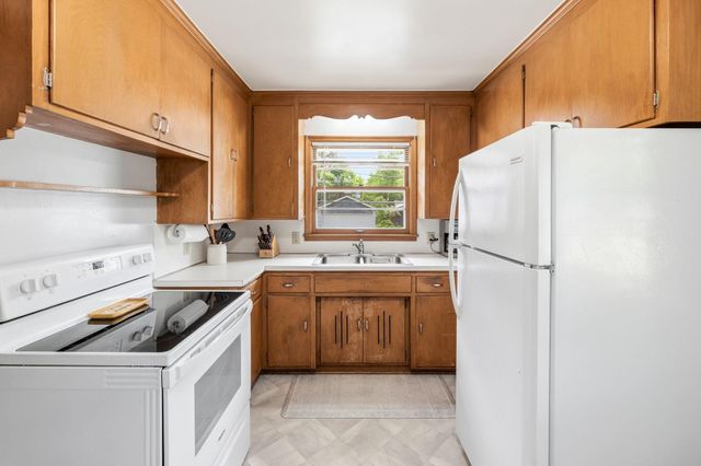 2508 W 39th Street, Minneapolis, MN 55410