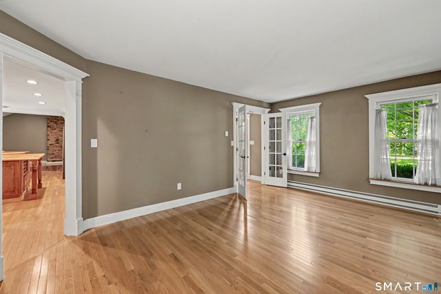 39 Standish Road, New Milford, CT 06776