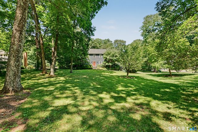 39 Standish Road, New Milford, CT 06776