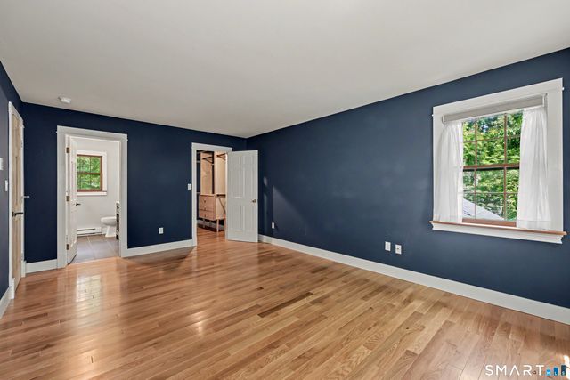 39 Standish Road, New Milford, CT 06776