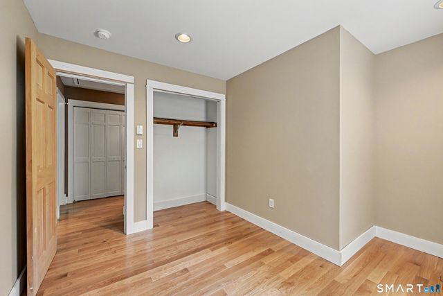 39 Standish Road, New Milford, CT 06776
