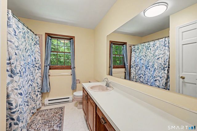 39 Standish Road, New Milford, CT 06776