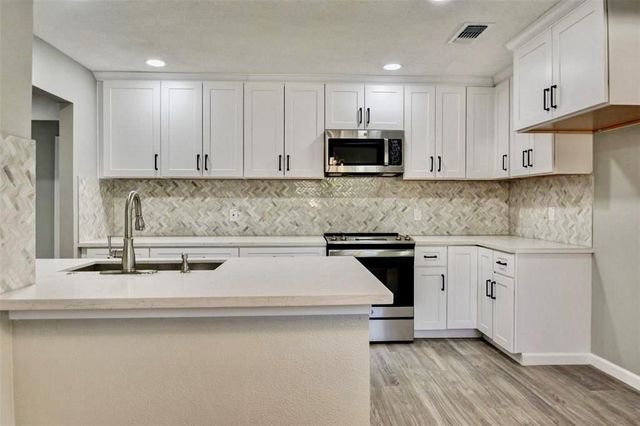 7906 Hammerly Boulevard, Houston, TX 77055