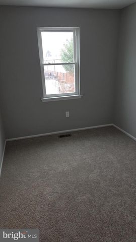 216 SPRINGWOOD DR, Bear, DE 19701