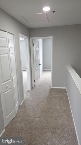 216 SPRINGWOOD DR, Bear, DE 19701