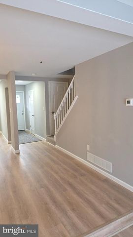 216 SPRINGWOOD DR, Bear, DE 19701