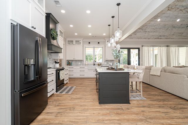 274 Calhoun 23, Hampton, AR 71744