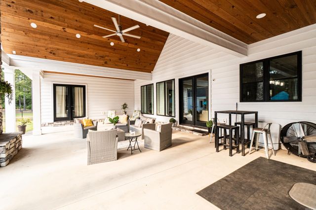 274 Calhoun 23, Hampton, AR 71744