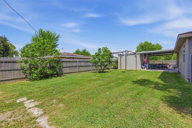 3718 Ernest Street, Lake Charles, LA 70605