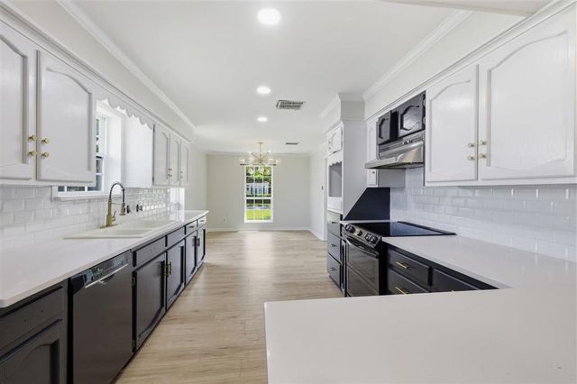 3718 Ernest Street, Lake Charles, LA 70605