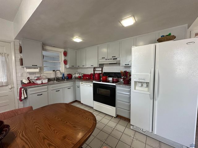 1900 PINE STREET, Sturgis, SD 57785