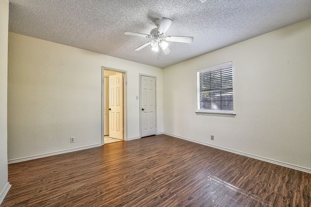 720 Lakeshore Drive, Little Elm, TX 75068