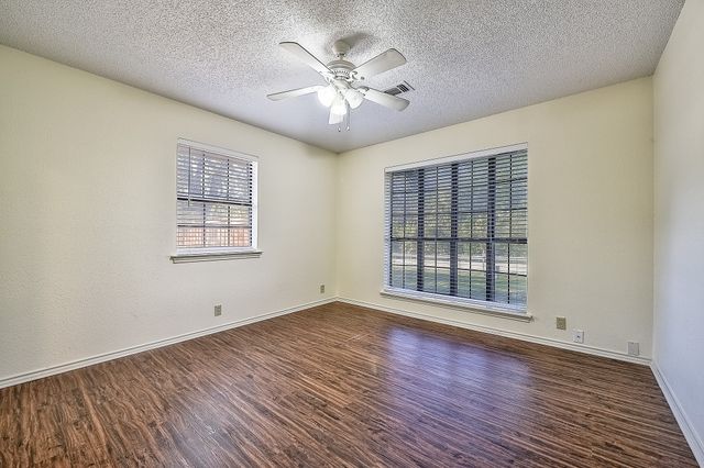 720 Lakeshore Drive, Little Elm, TX 75068