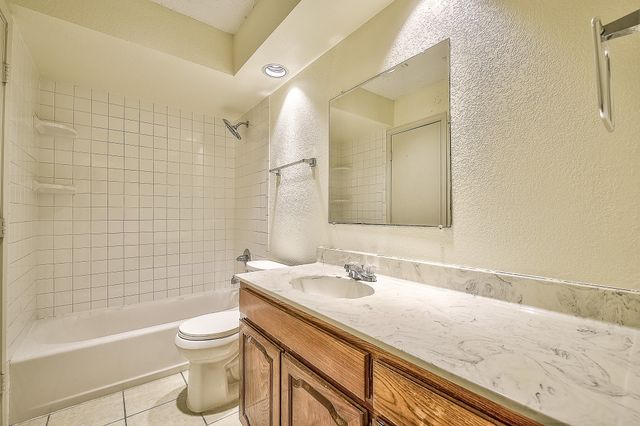 720 Lakeshore Drive, Little Elm, TX 75068