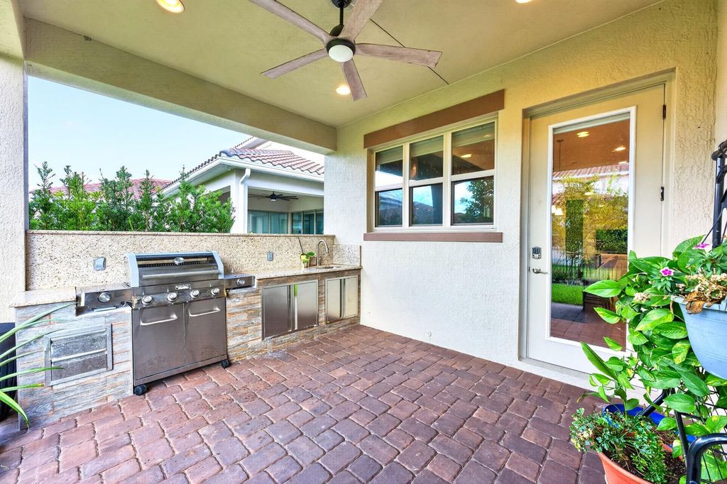 Image 21 of property listing at 13472 PADSTOW PLACE, Orlando, FL 32832