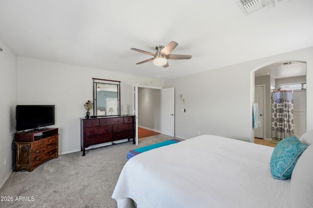 3840 E WYATT Way, Gilbert, AZ 85297