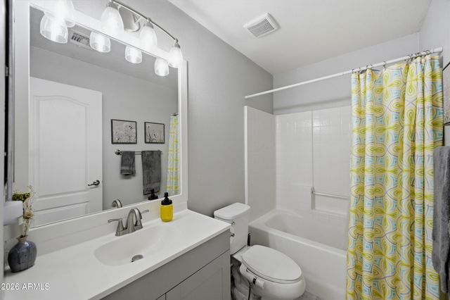 3840 E WYATT Way, Gilbert, AZ 85297