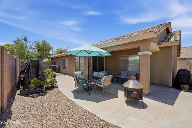 3840 E WYATT Way, Gilbert, AZ 85297