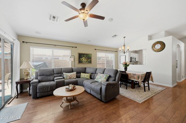 3840 E WYATT Way, Gilbert, AZ 85297