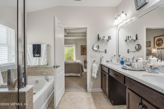 86437 MOONLIT WALK Circle, Yulee, FL 32097