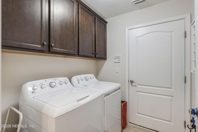 86437 MOONLIT WALK Circle, Yulee, FL 32097