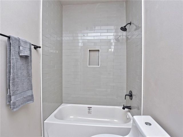 133 Tuscany WAY, Georgetown, TX 78633