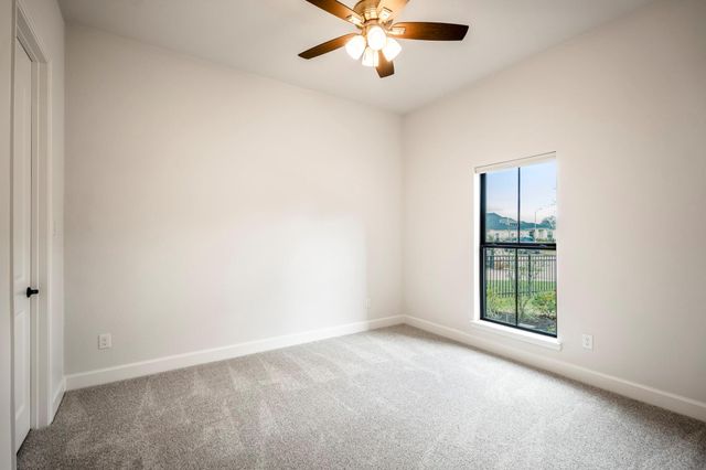 30 Arctic Tern Circle, Magnolia, TX 77354