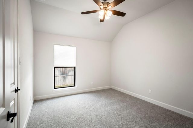 30 Arctic Tern Circle, Magnolia, TX 77354