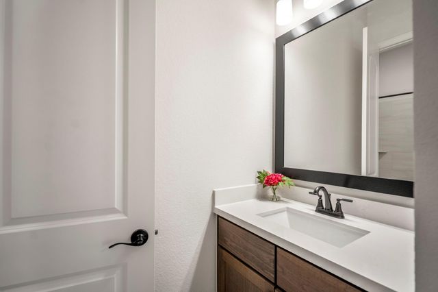 30 Arctic Tern Circle, Magnolia, TX 77354