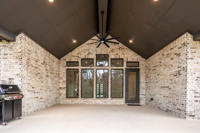 30 Arctic Tern Circle, Magnolia, TX 77354