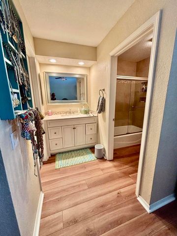 76923 Turendot Street, Palm Desert, CA 92211